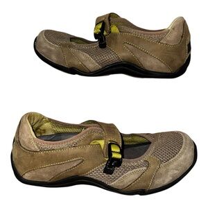 AHNU 2302 Mush‎ Mary Jane 7.5 Comfort Cushioned Women’s Shoes Rubber Sole